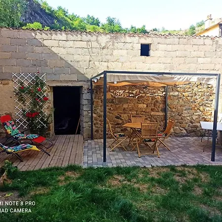 Maison De 2 Chambres Avec Jardin Clos Et Wifi A Floret 別荘 Saint-Floret